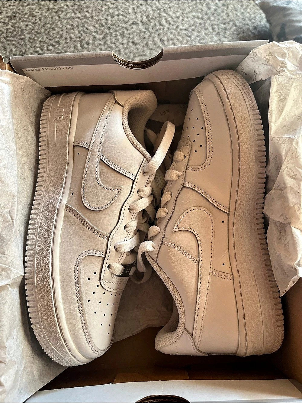 Nike Air Force 1 LE (GS) ) White Girls US 4Y
